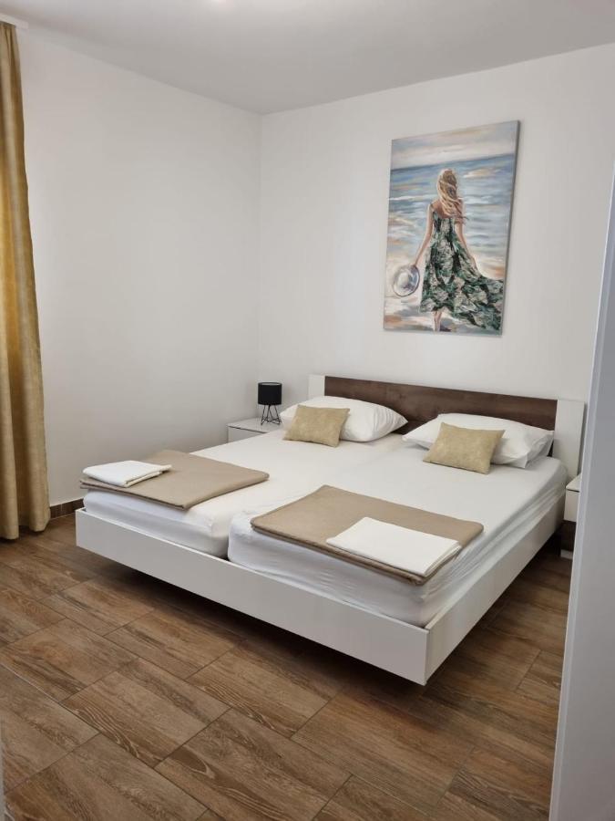 Apartman Smoljic 4+2 Primošten Dış mekan fotoğraf